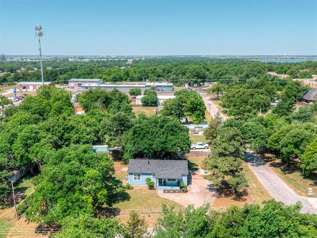 1237 N Holly Avenue, Oklahoma City, OK 73127