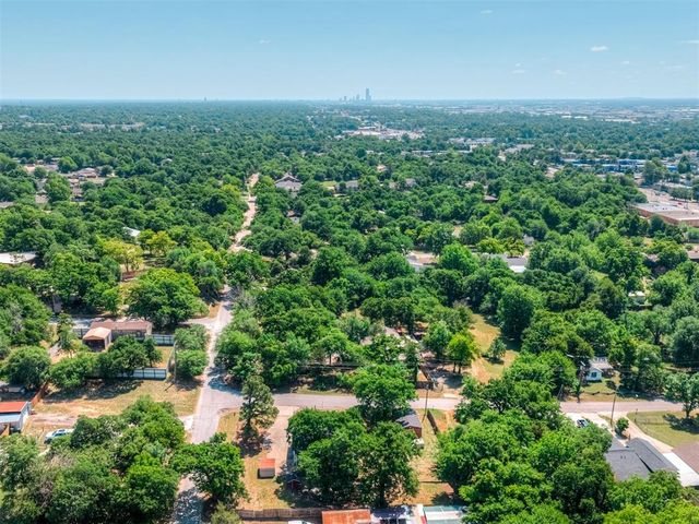 1237 N Holly Avenue, Oklahoma City, OK 73127