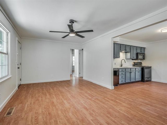 1237 N Holly Avenue, Oklahoma City, OK 73127
