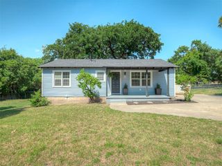 1237 N Holly Avenue, Oklahoma City, OK 73127
