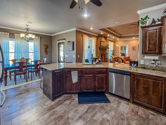 22238 E 843 Road, Park Hill, OK 74451