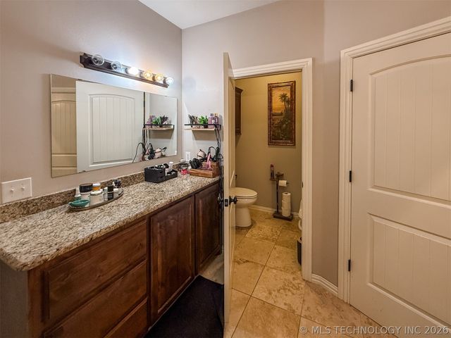 22238 E 843 Road, Park Hill, OK 74451