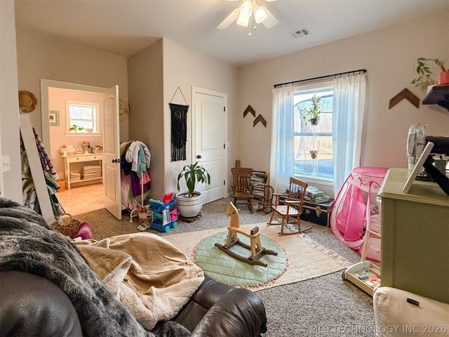 22238 E 843 Road, Park Hill, OK 74451