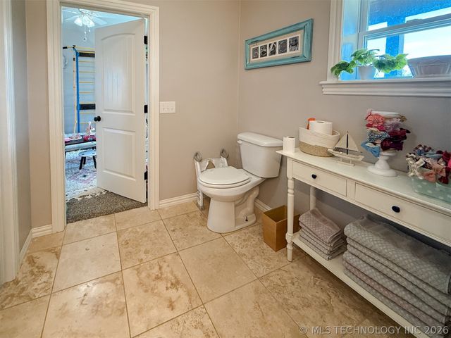 22238 E 843 Road, Park Hill, OK 74451