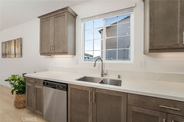 28426 Heather Green Way, Menifee, CA 92584