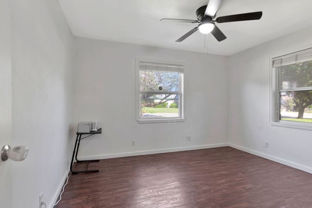 3705 Delaware Trail, Lake Worth, TX 76135