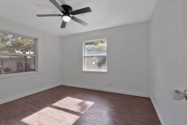 3705 Delaware Trail, Lake Worth, TX 76135