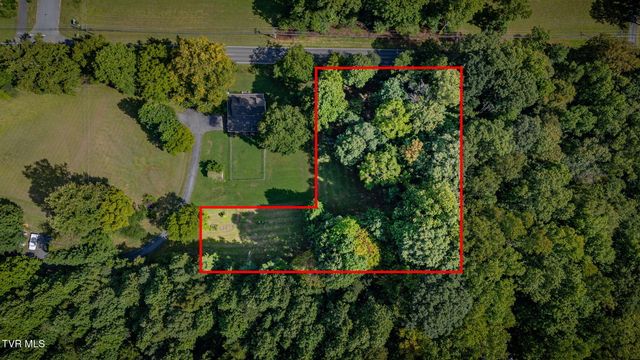 2906 Cherokee Road, Johnson City, TN 37604