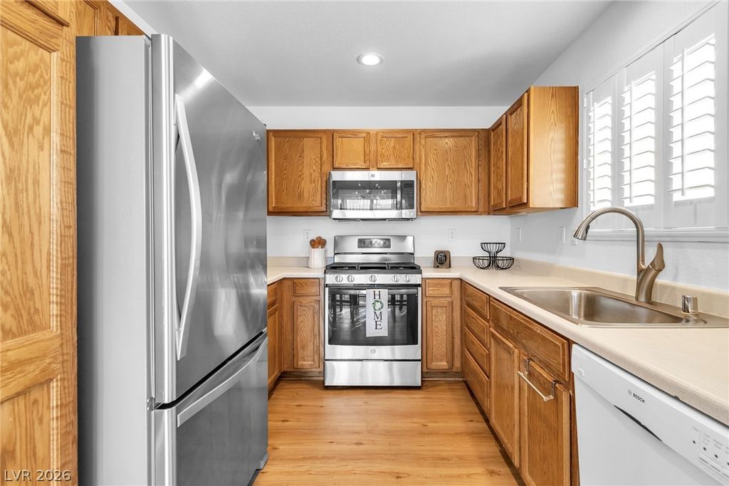 10470 Fancy Fern Street, Las Vegas, NV 89183 — photo 4