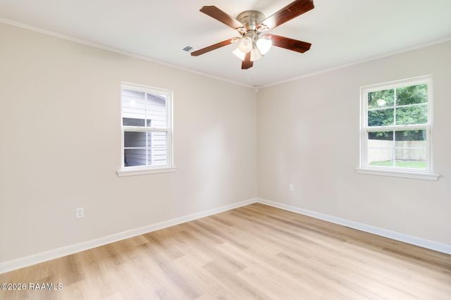 725 Harrell Drive, Lafayette, LA 70503