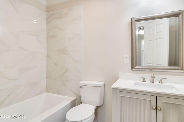 725 Harrell Drive, Lafayette, LA 70503
