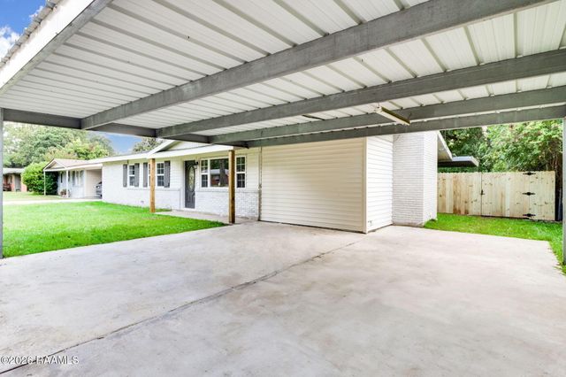 725 Harrell Drive, Lafayette, LA 70503