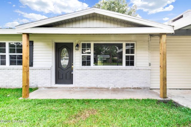 725 Harrell Drive, Lafayette, LA 70503