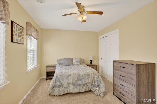 15489 Long Castle Forest Court, Chesterfield, MO 63017