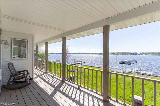 1408 NE River Road, Lake Milton, OH 44429