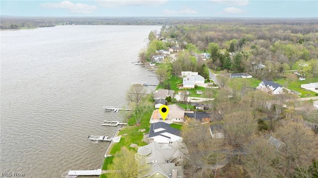 1408 NE River Road, Lake Milton, OH 44429