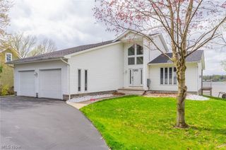 1408 NE River Road, Lake Milton, OH 44429