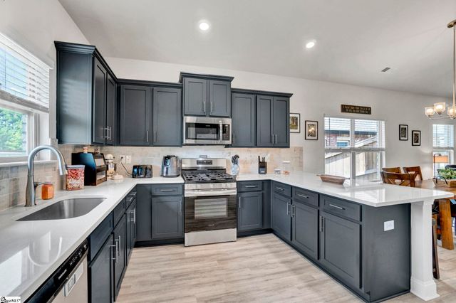 106 Red Hollow Road, Simpsonville, SC 29681