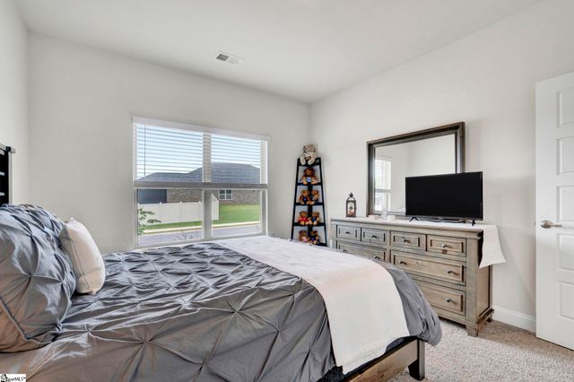 106 Red Hollow Road, Simpsonville, SC 29681