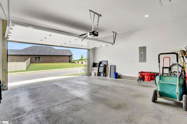 106 Red Hollow Road, Simpsonville, SC 29681