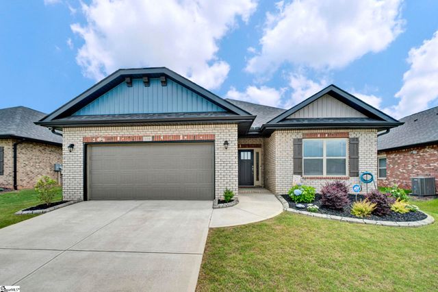 106 Red Hollow Road, Simpsonville, SC 29681