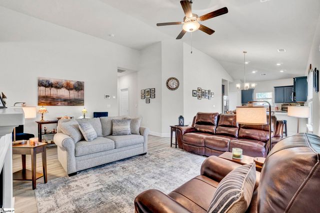 106 Red Hollow Road, Simpsonville, SC 29681