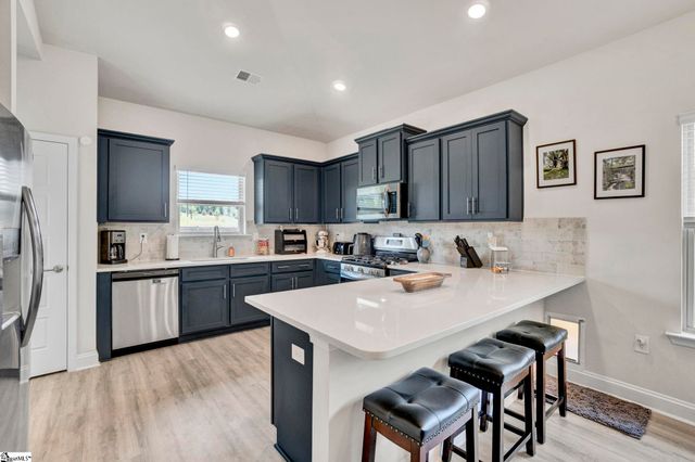 106 Red Hollow Road, Simpsonville, SC 29681