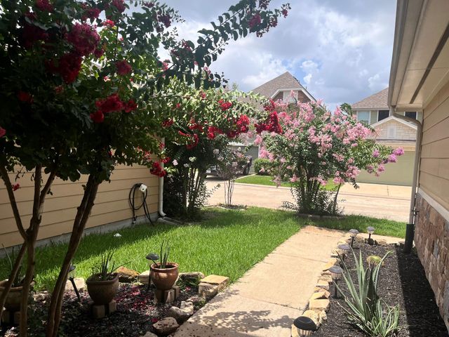 6442 Wilshire Lakes, Houston, TX 77040