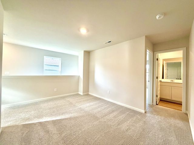 913 Moray Ln, Clarksville, TN 37043