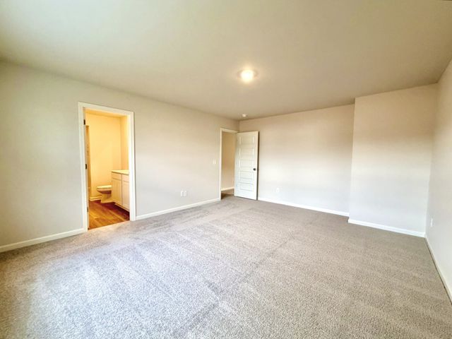 913 Moray Ln, Clarksville, TN 37043