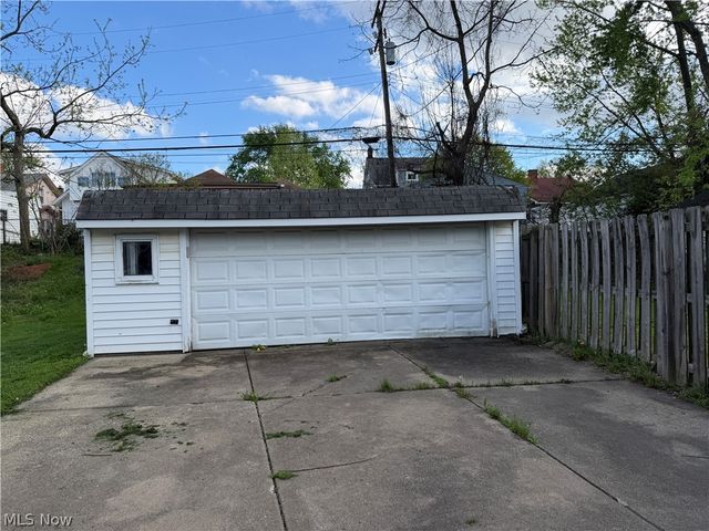 9316 Alexander Road, Garfield Heights, OH 44125