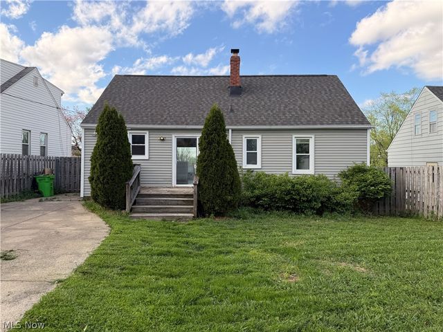9316 Alexander Road, Garfield Heights, OH 44125