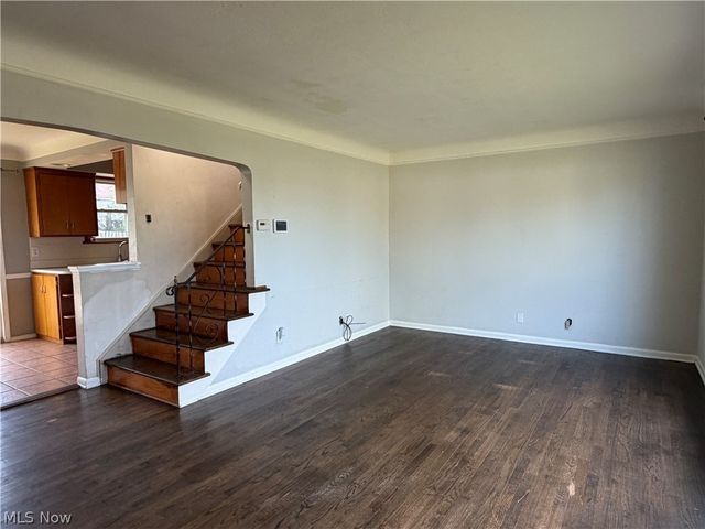 9316 Alexander Road, Garfield Heights, OH 44125