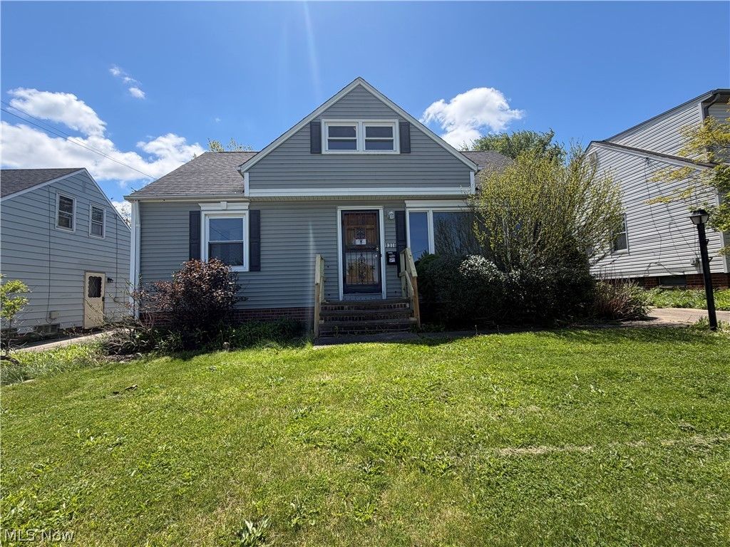 9316 Alexander Road, Garfield Heights, OH 44125