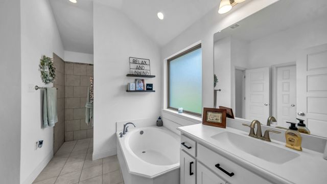 421 Vaquero, Weatherford, TX 76087