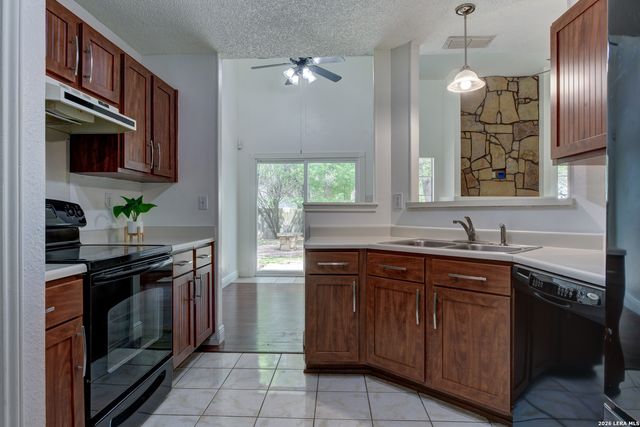 9107 Ridge Mill, San Antonio, TX 78250