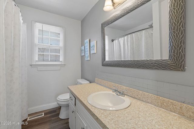 208 S Webb Street, Selma, NC 27576