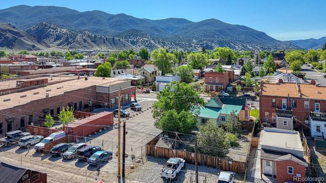332 F Street, Salida, CO 81201