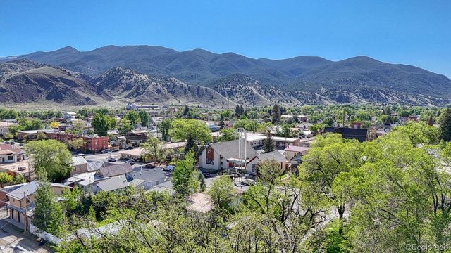 332 F Street, Salida, CO 81201