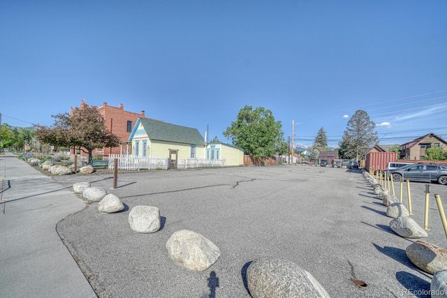 332 F Street, Salida, CO 81201