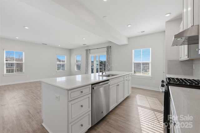 4711 Green Mountain Drive, Charlotte, NC 28215