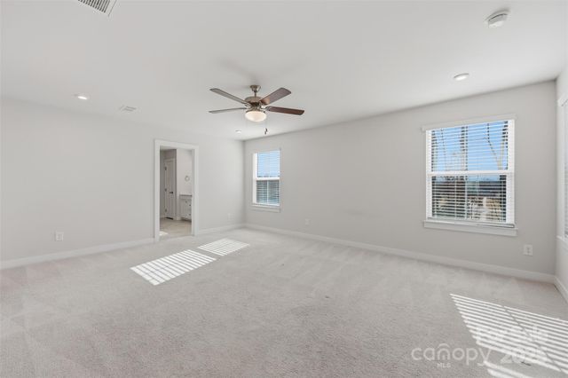 4711 Green Mountain Drive, Charlotte, NC 28215