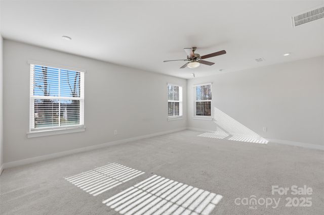 4711 Green Mountain Drive, Charlotte, NC 28215