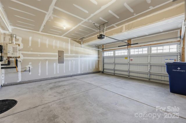 4711 Green Mountain Drive, Charlotte, NC 28215