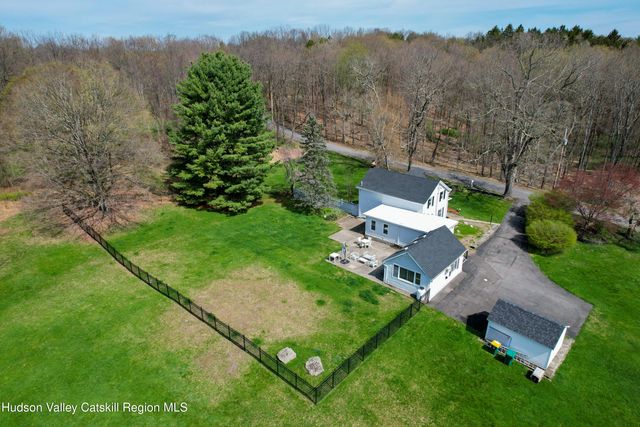 176 Williams Road, Red Hook, NY 12571
