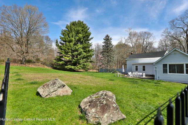 176 Williams Road, Red Hook, NY 12571