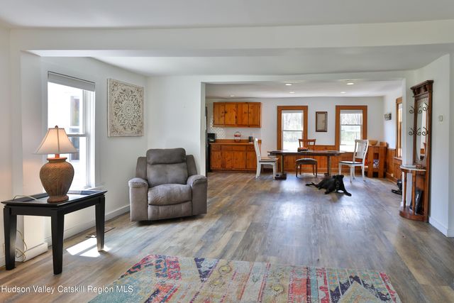 176 Williams Road, Red Hook, NY 12571