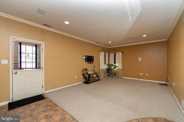 121 TREELINE DR, Woodbury, NJ 08096