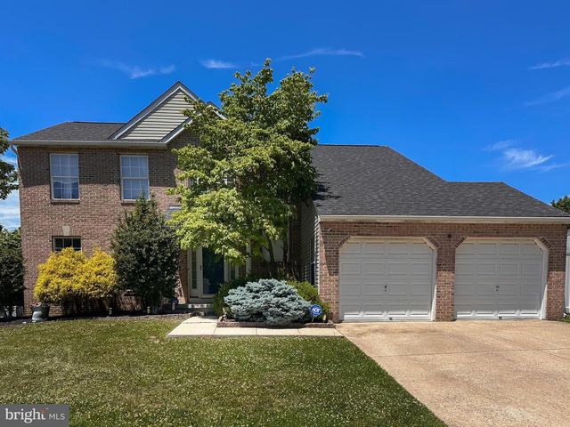 121 TREELINE DR, Woodbury, NJ 08096