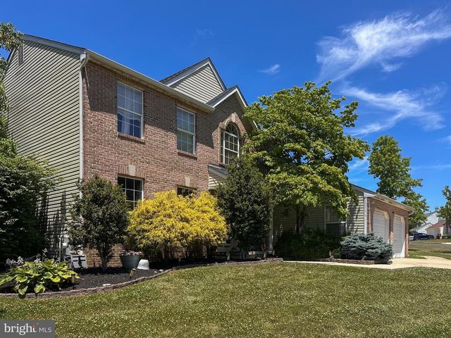 121 TREELINE DR, Woodbury, NJ 08096